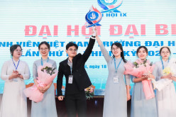 RA MẮT BAN CHẤP HÀNH HỘI SINH VIÊN VIỆT NAM TRƯỜNG ĐẠI HỌC THƯƠNG MẠI KHOÁ IX