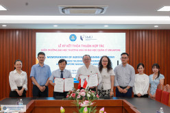 Lễ Ký kết bổ sung Thỏa thuận tiếp nhận trực tiếp chương trình Sau đại học với Đại học Quản lý Singapore