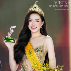 Vinh danh cựu sinh viên K56 - Khoa Tiếng Anh đạt danh hiệu Á Hậu 2 Hoa Hậu Hòa Bình Việt Nam 2025